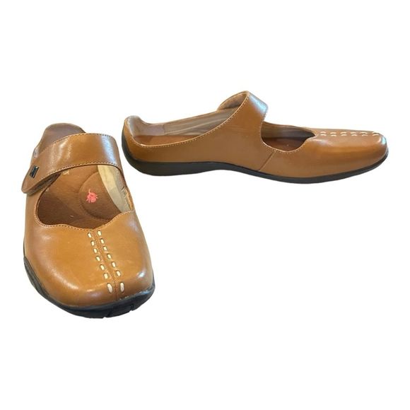 Ros Hommerson Women's Candice Leather Mary Jane Tan Brown Flats shoes sz 8.5 SS - Picture 5 of 7